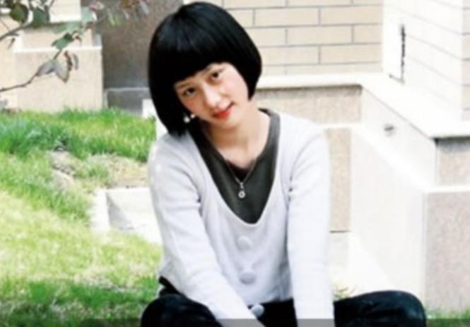 周岩毁容5年后的照片,周岩毁容事件图片