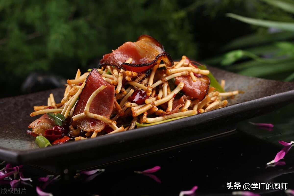 贵州村超附近美食涨价吗,贵州特色美食折耳根是什么