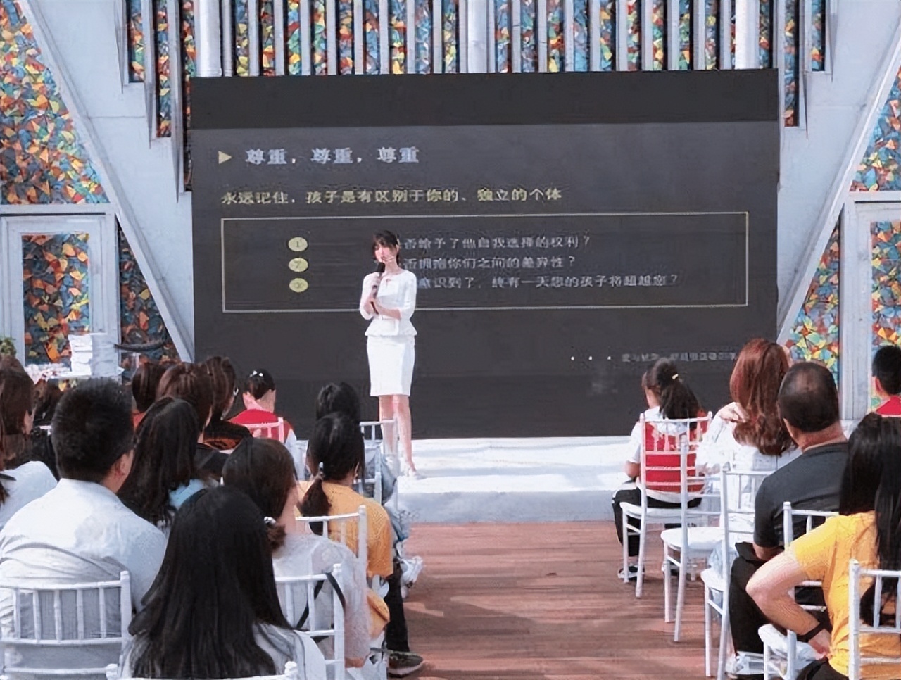 17岁女孩拒绝保送清华北大,浙江女孩考取哈佛