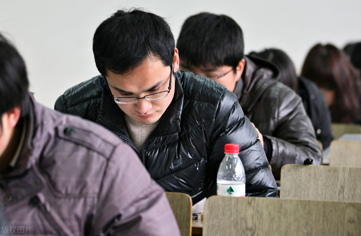 武汉公务员报考条件以及岗位2021,公务员的报考条件成人大专可以么