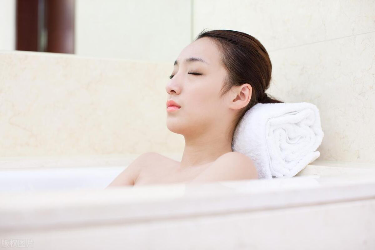 *麻疹荨**快速止痒的几个小方法？