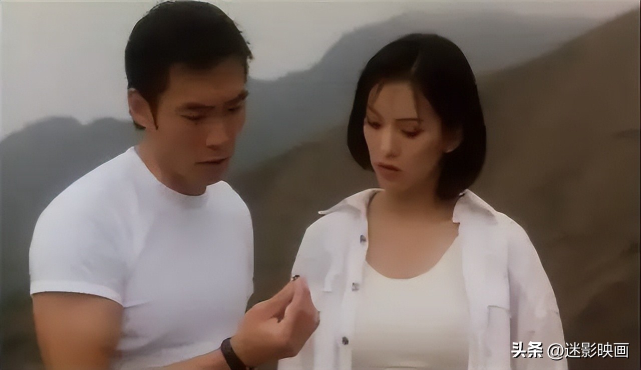 26年前的邪典片，彭丹颠覆出演，上映7天下架，录像厅时代的噩梦