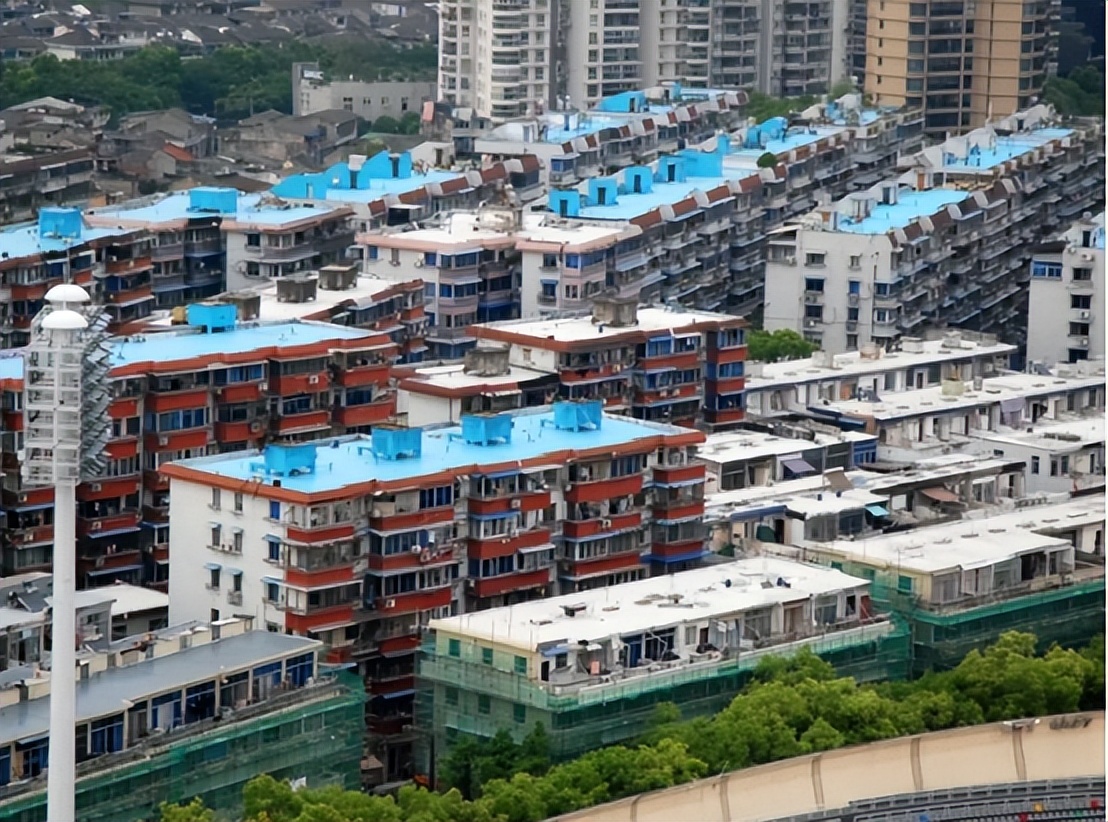 老旧小区顶楼收购原因,为什么现在收购老破小的房子