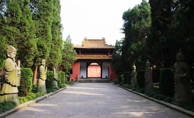 农村盗墓11座皇帝墓,浙江无名皇帝照片