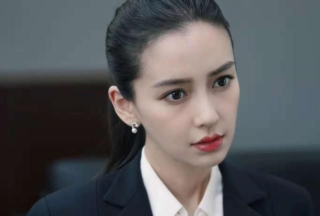 国内2500万票房的《小美人鱼》，把黑人主演给气破防了！