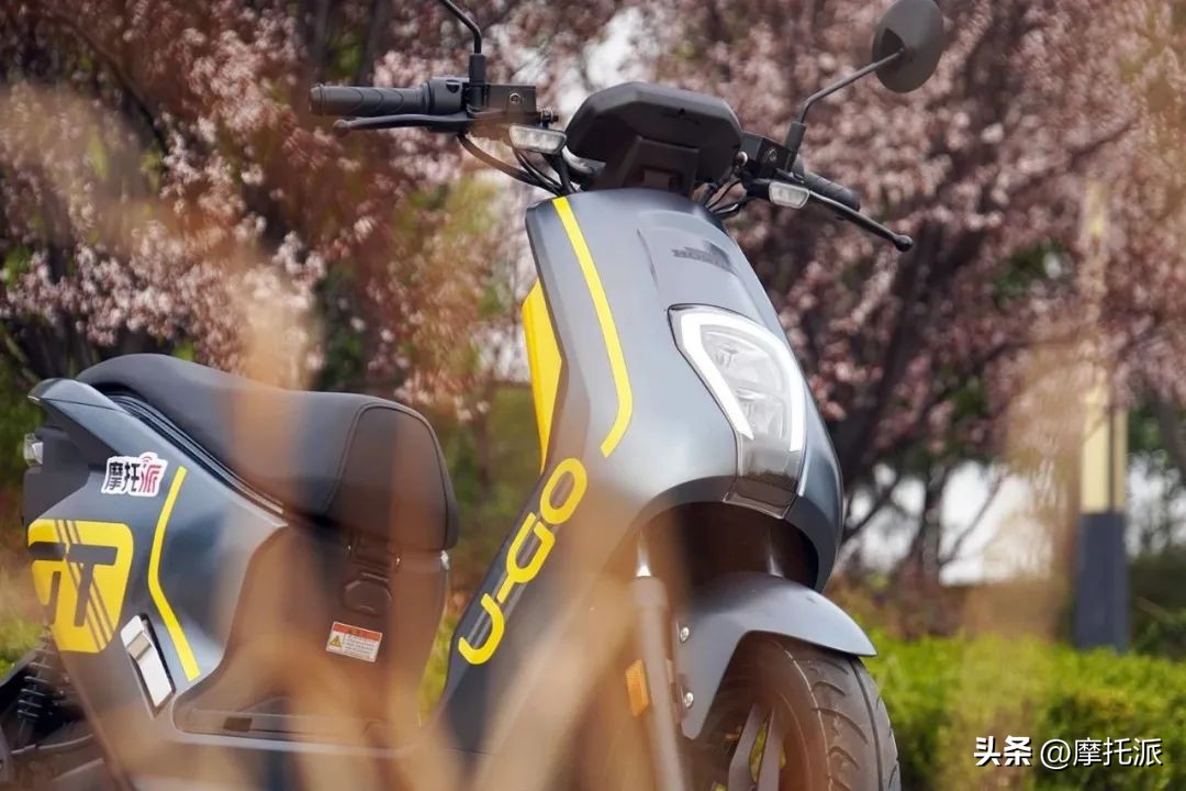 五羊本田u-gogt版电摩,五羊本田u-go电摩和电轻摩区别