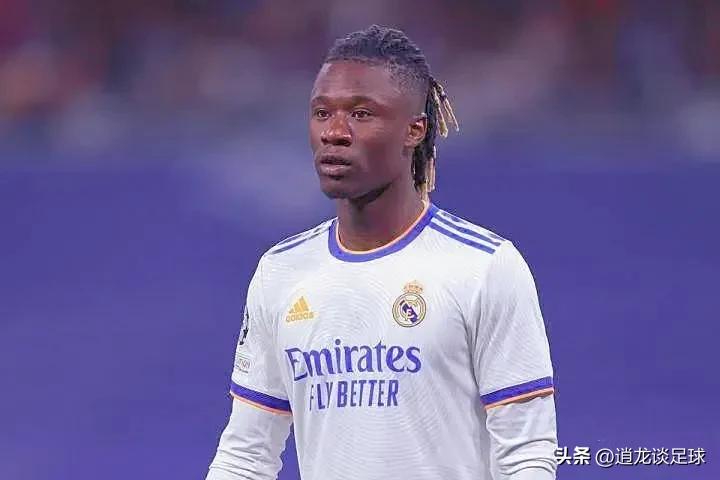 谁是史上最被高估的球员,现在世界上最好的中场球员是谁