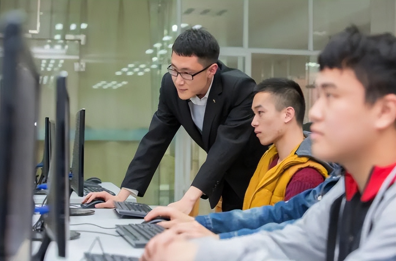 理科生和文科生考公有什么区别,考公文科与理科谁占优势