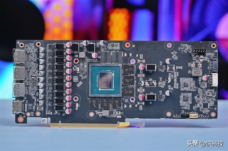 绱㈡嘲rtx4070tisuperoc鍏夋晥,绱㈡嘲rtx4070澶╁惎