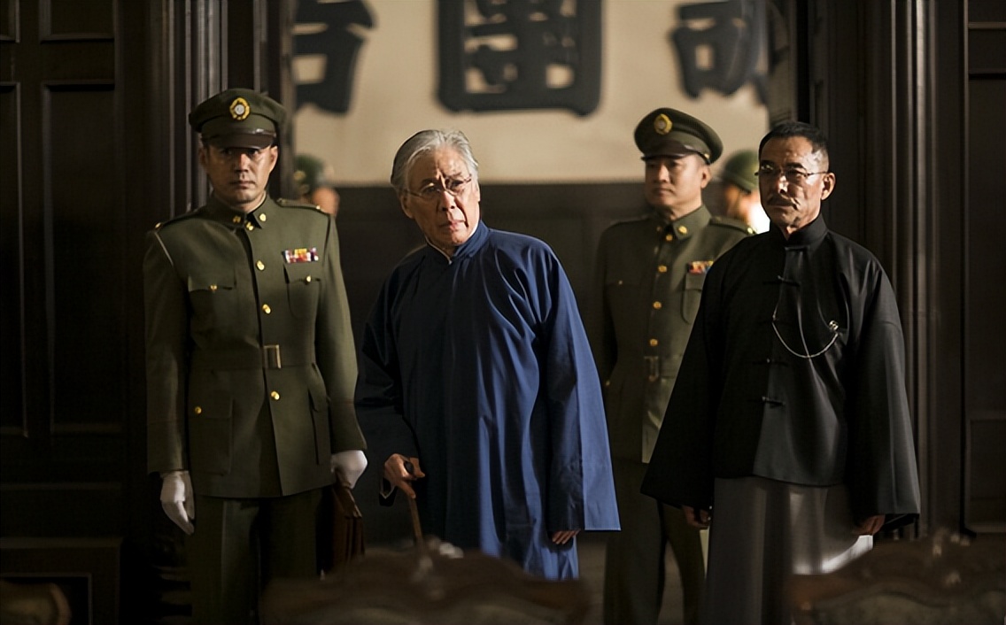 比潜伏悬崖更好看的谍战剧,浅谈悬崖和潜伏平起平坐的谍战剧