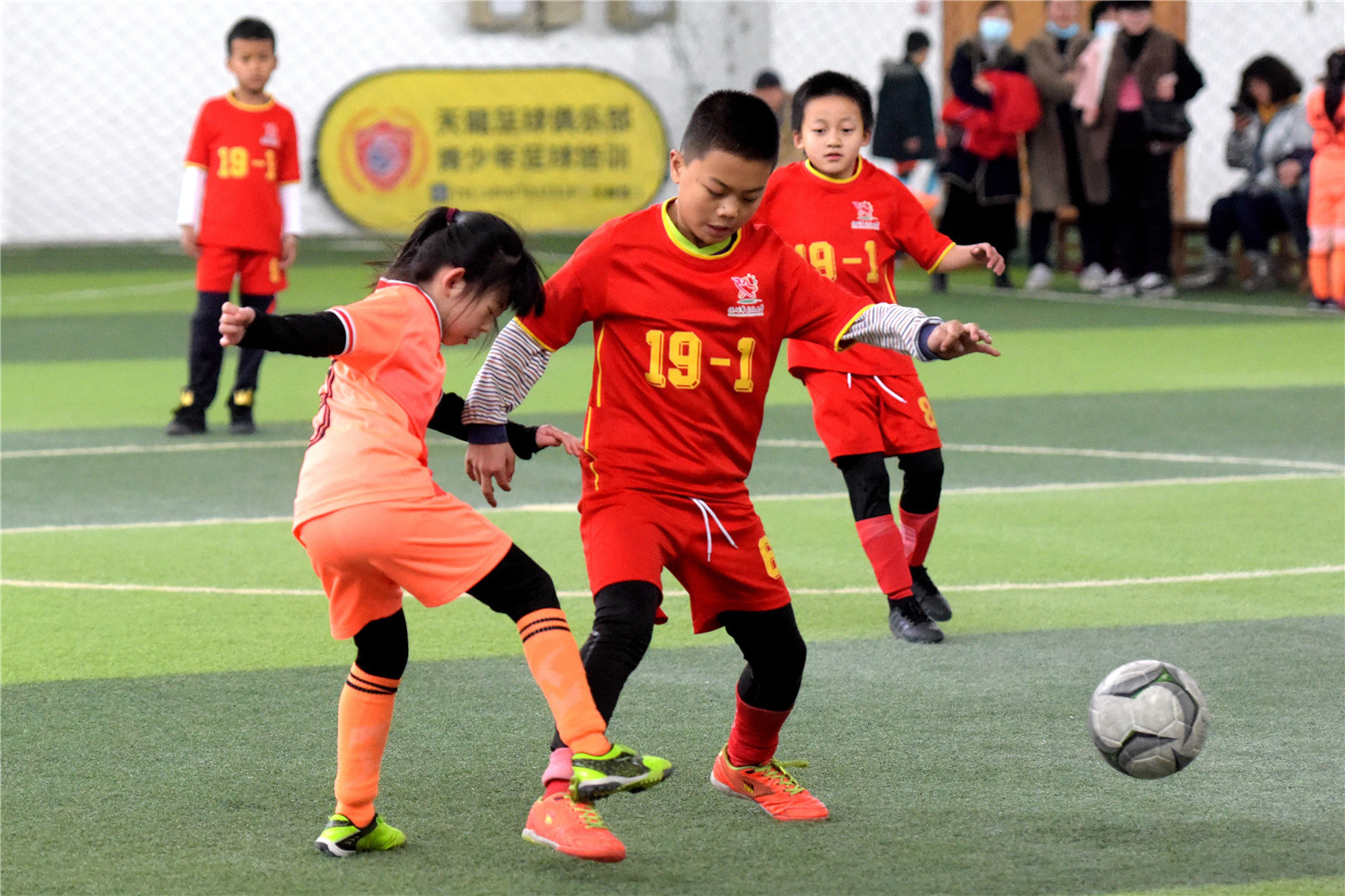 桂林翠竹小学足球赛,桂林市临桂区第一小学足球赛