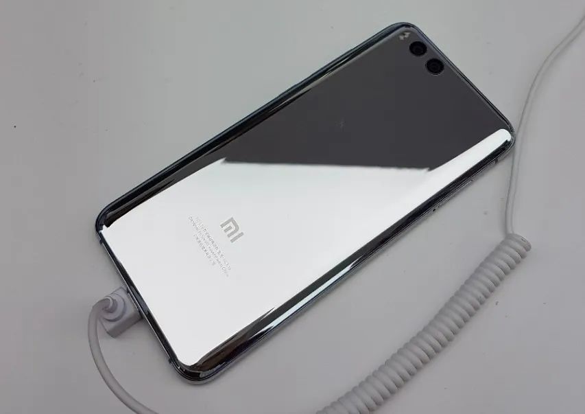 目前小米手机公认最好的三款手机,目前最值得入手的一款小米手机