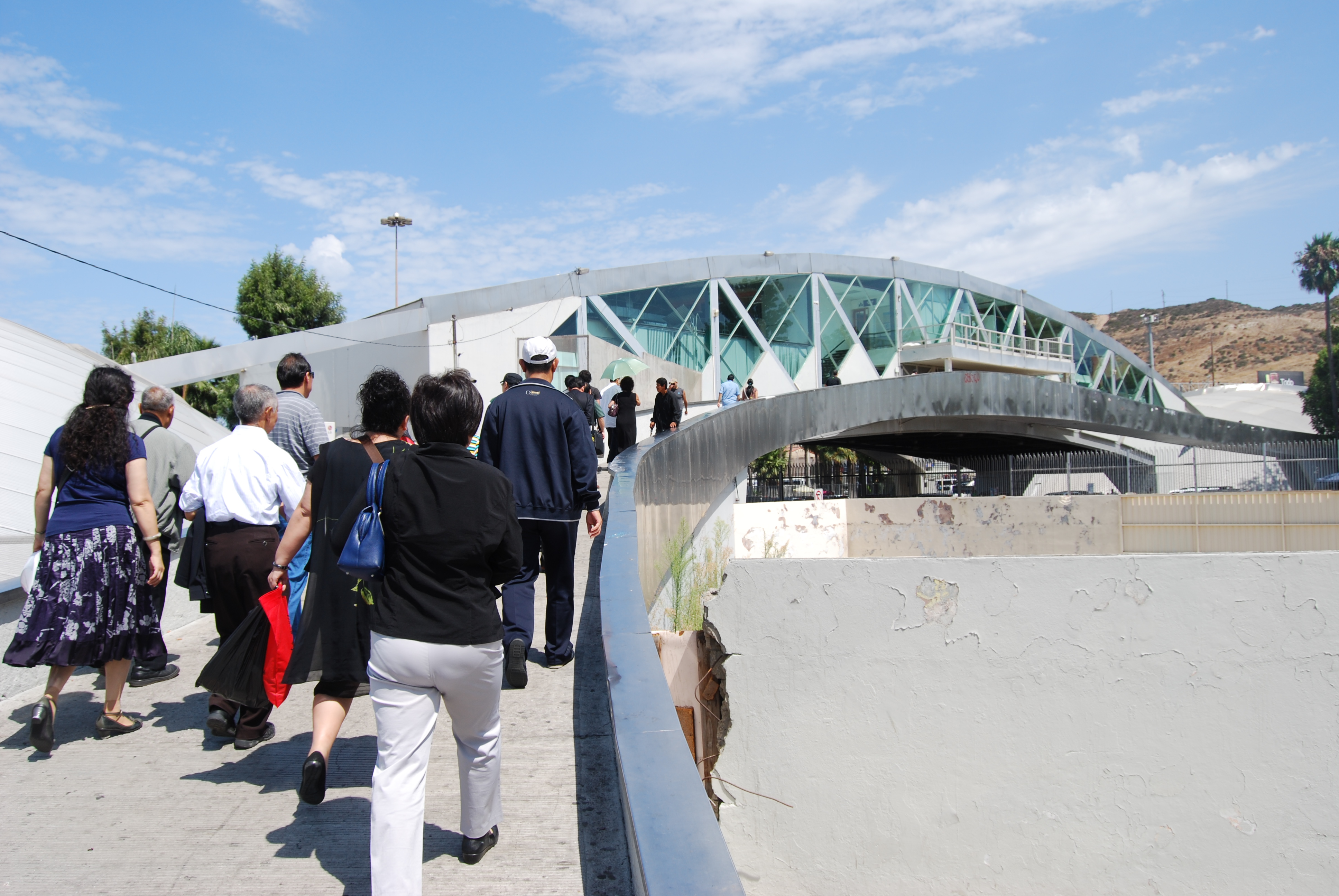 墨西哥蒂华纳美墨边境墙 (美国与墨西哥边境地区旅游)