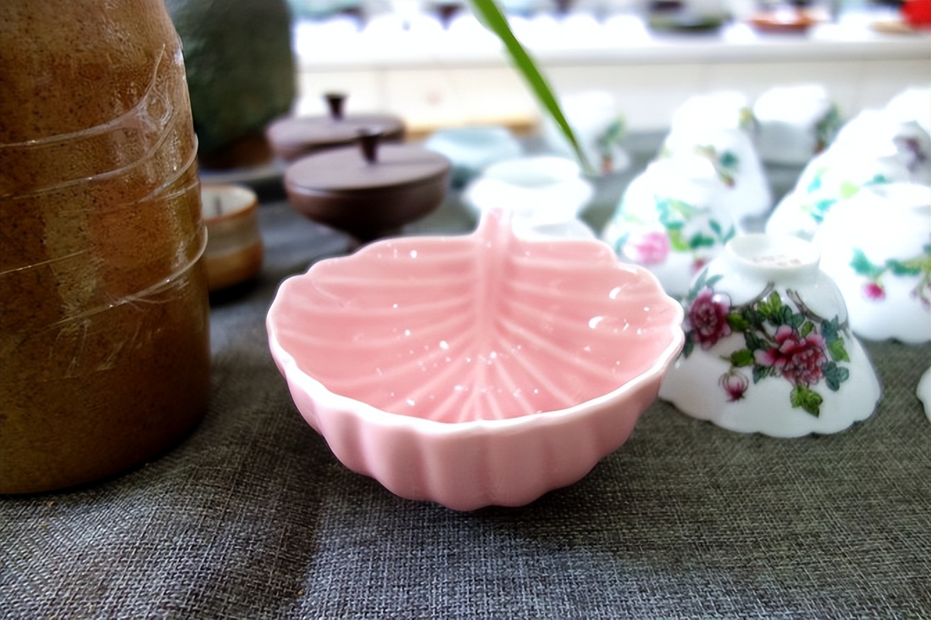 逛景德镇陶瓷市场,景德镇逛逛古镇了解陶瓷文化