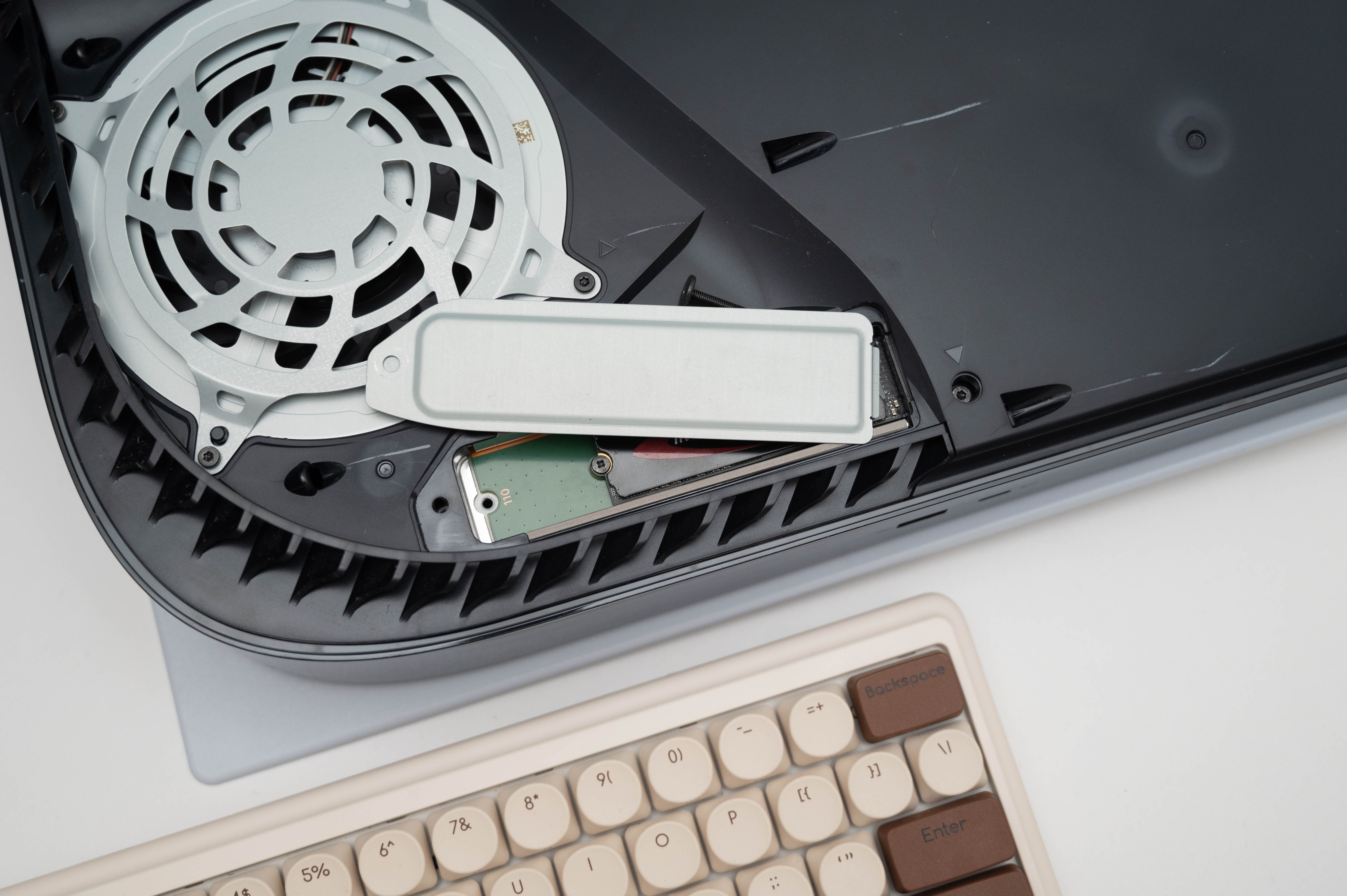 ps5固态配2t的好还是1t的好,ps5固态推荐2023