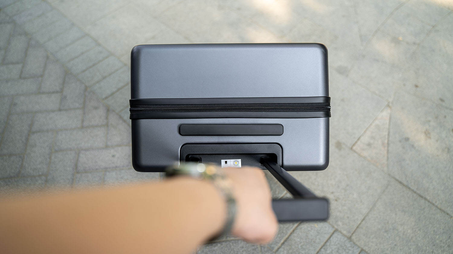 商旅人用这样的旅行箱更好,地平线8号城市脉搏旅行箱体验