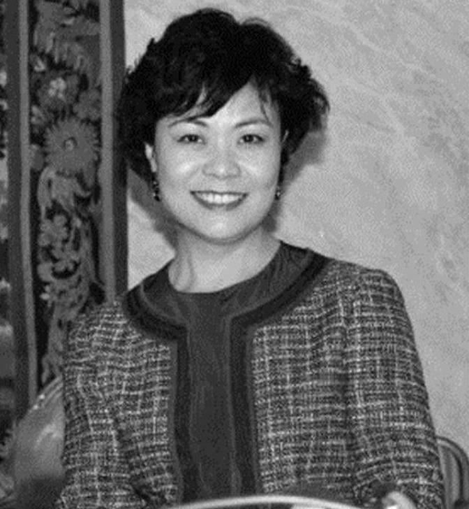 中国作协主席铁凝，50岁等来良缘：我宁可没有，也绝不凑合