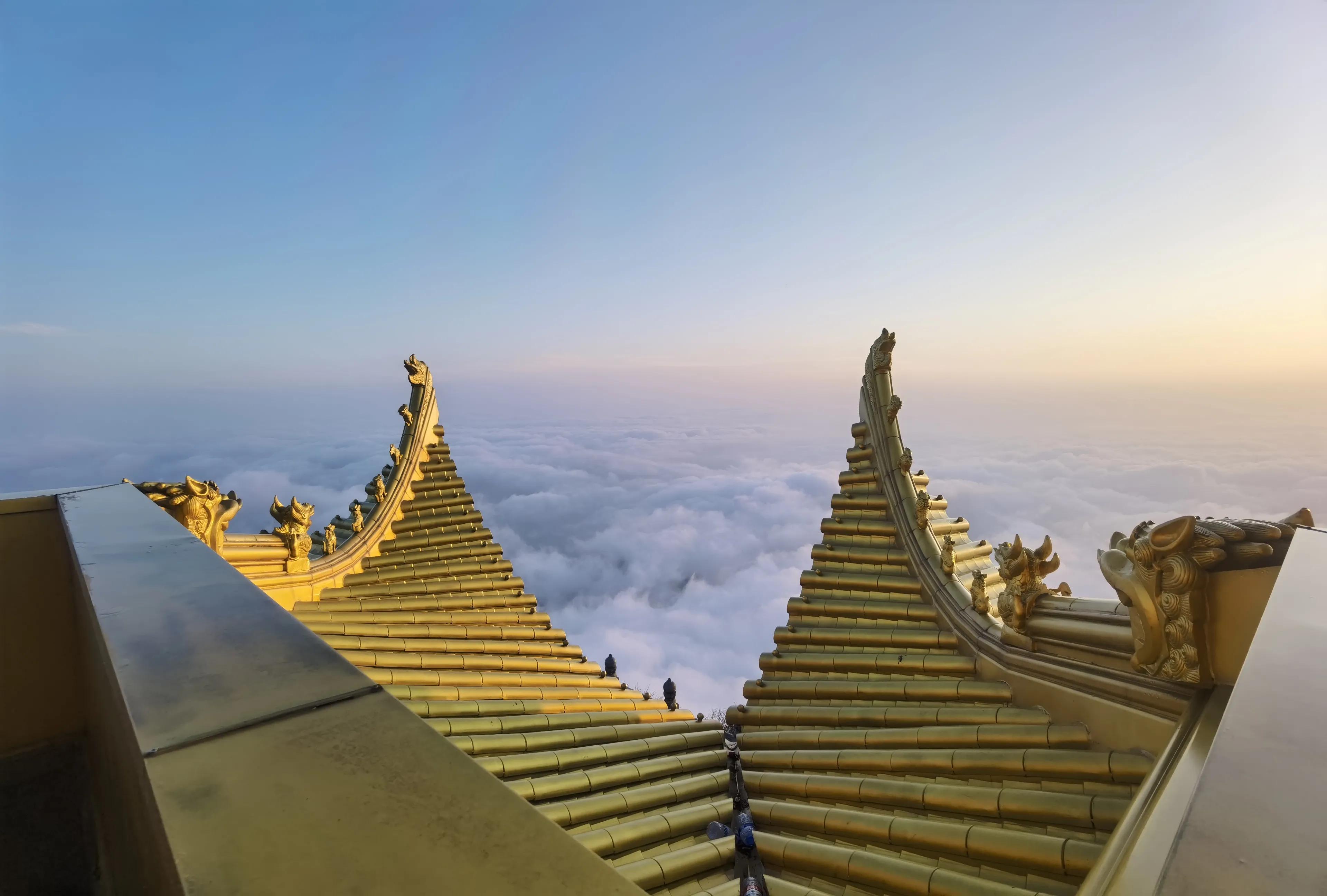 去峨眉山金顶看日出攻略,看峨眉山金顶日出攻略