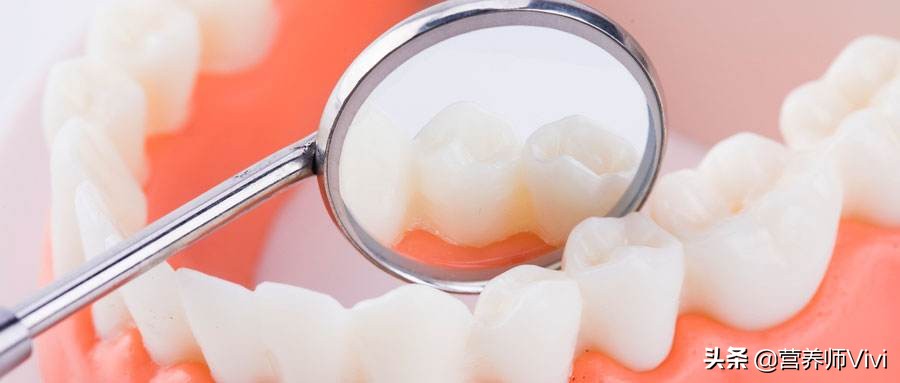 口腔溃疡怎么办告诉你个小妙招,口腔溃疡不只是上火还有4个原因