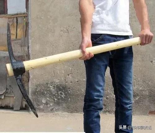 摆地摊卖香蕉一天能挣多少钱,为什么摆摊卖香蕉最赚钱