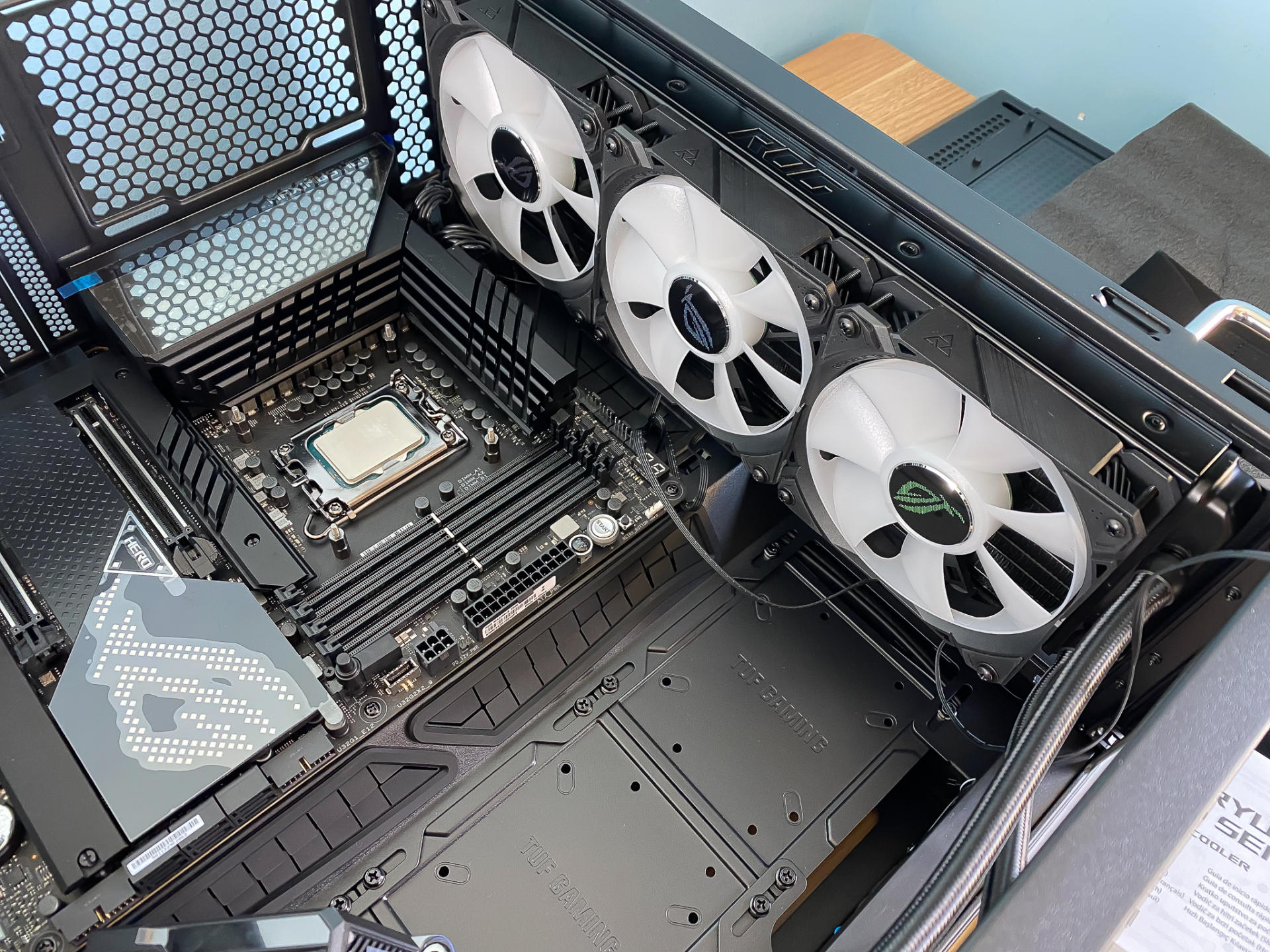 华硕tuf502机箱评测,tuf502弹药库风道布置教程