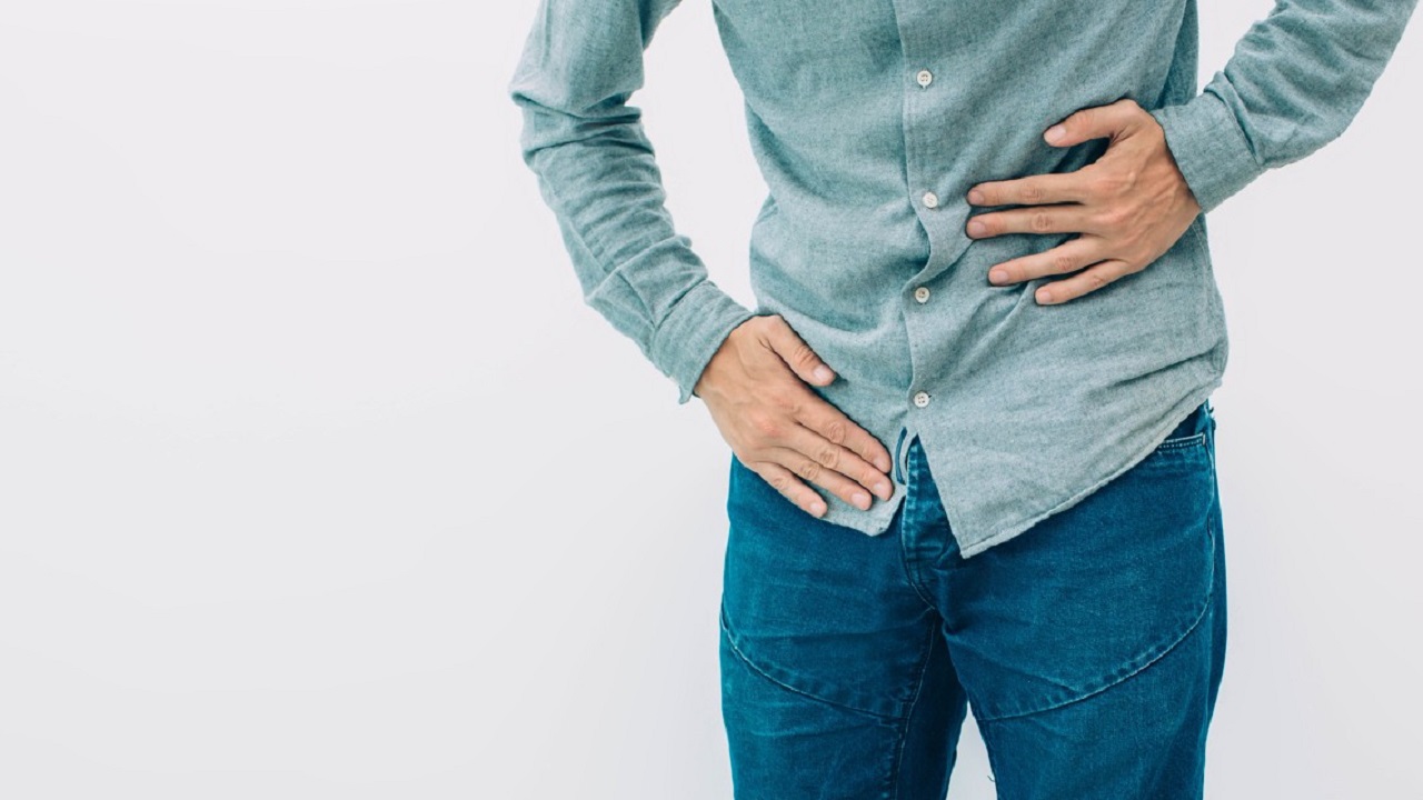 医生提醒：男性不想被前列腺炎“盯”上，这4件事别漏做