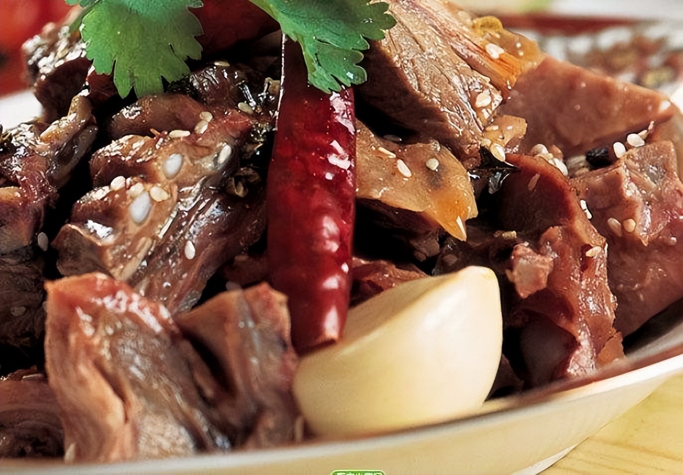 全球吃狗肉最多哪里人,韩国最大狗肉市场