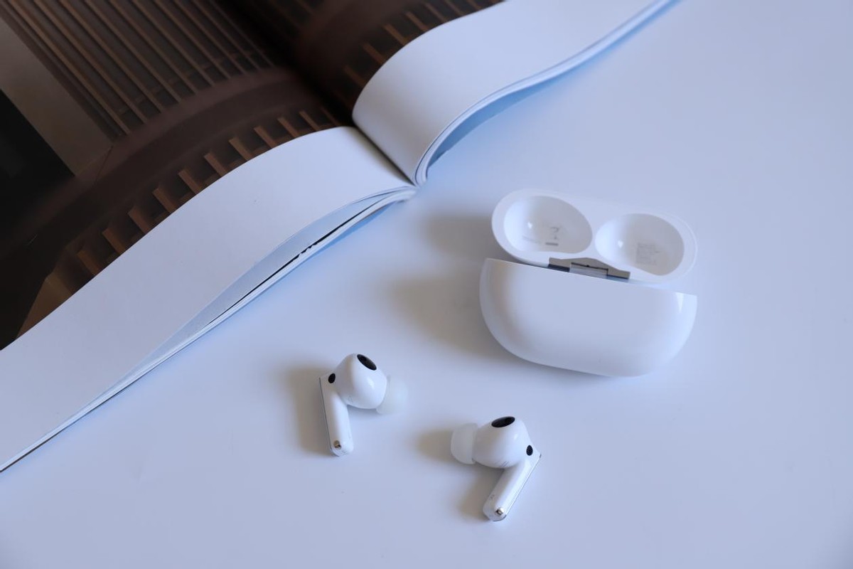 华为耳机freebudspro对比tws2e,华为freebudspro和airpodspro