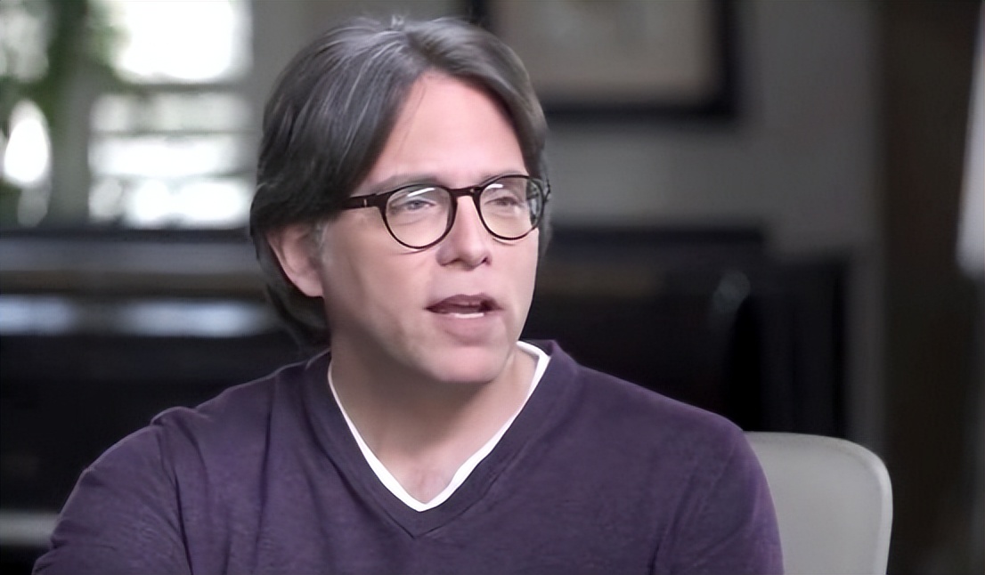 成立*教邪**,打造“后宫”:美国知名男演员,终于被捕了