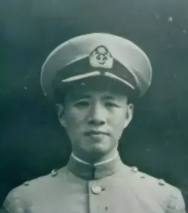 起义将领嫌解放军文化低不肯配合，毛主席问：你们是国民*党**员吧？