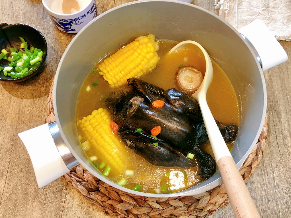 7款滋养好气色的乌鸡汤做法,经典正宗乌鸡汤