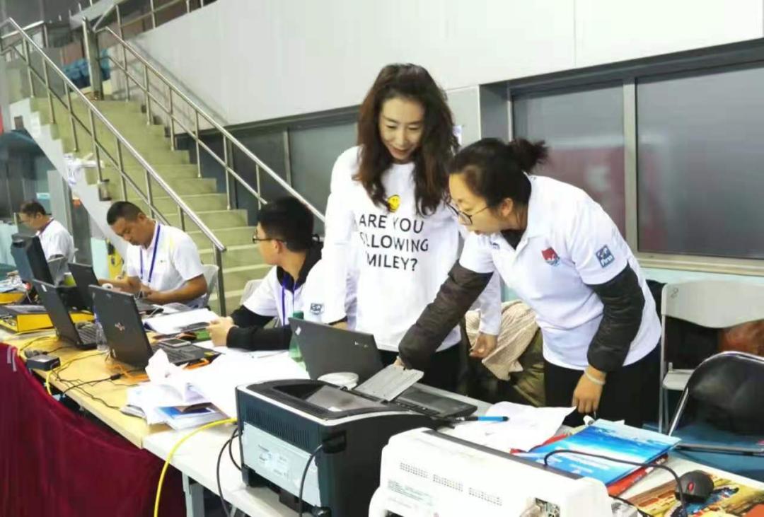 严格规范的评审是交给运动员和观众最好的答卷——记游泳国家级裁判员王佳帅