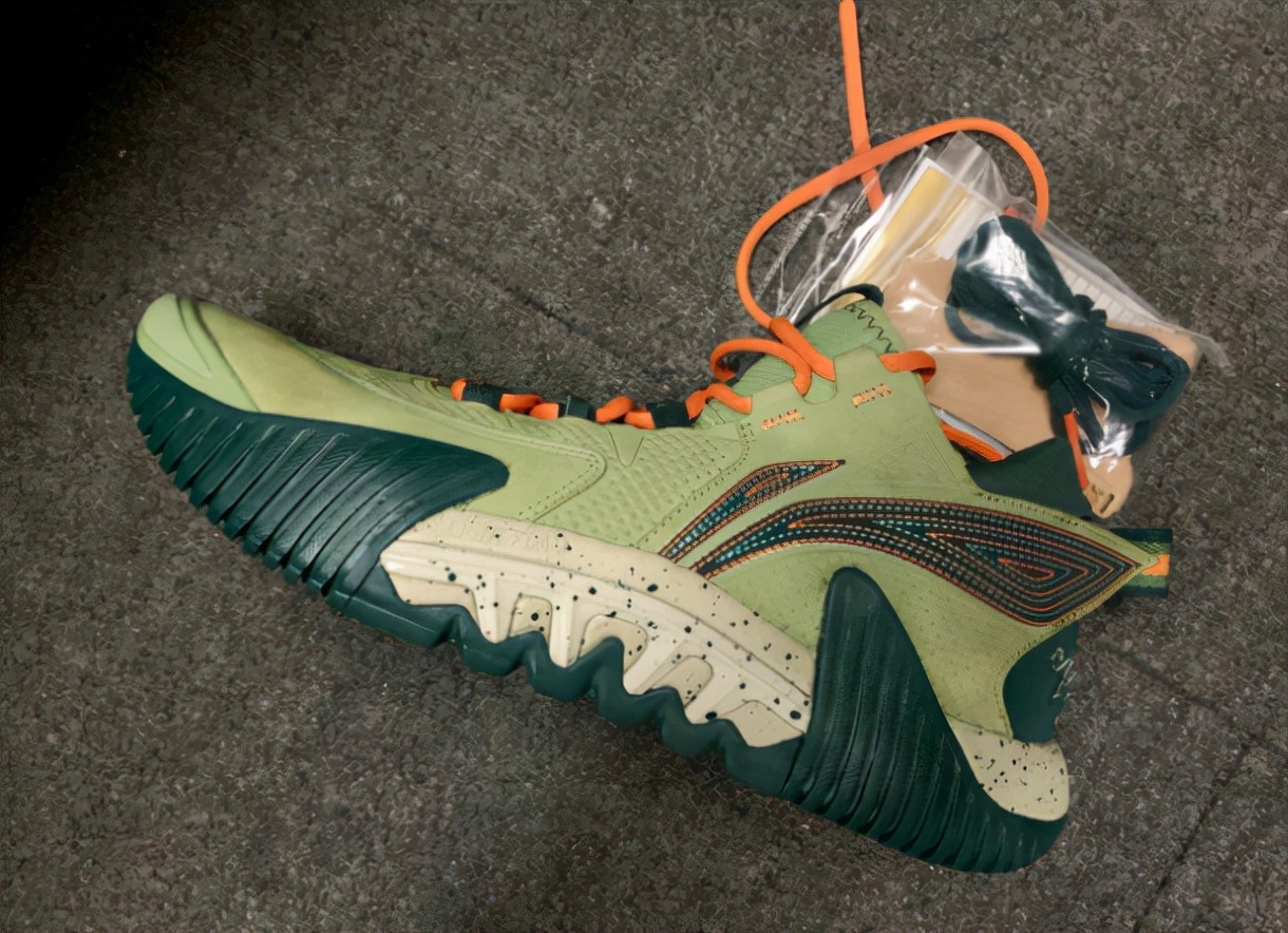 李宁和安踏哪个篮球鞋更好,安踏板鞋好还是李宁板鞋好