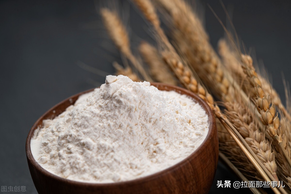 雪花粉和麦芯区别,面粉麦芯和雪花粉有什么区别