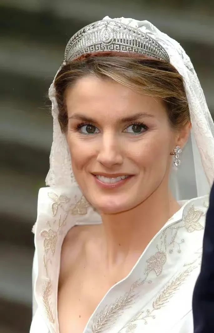 西班牙王妃戴安娜,西班牙王后戴安娜年轻时照片