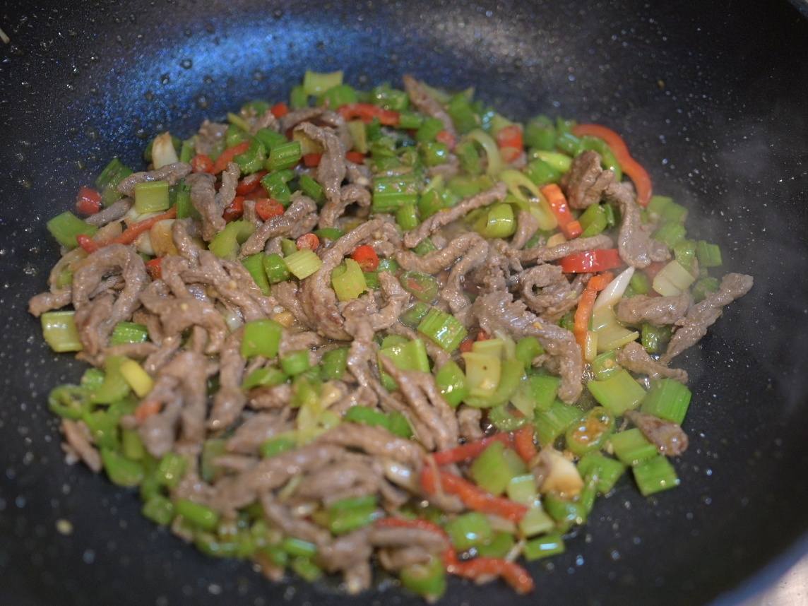 九阳大磨王爆炒不粘锅试用评价,九阳晶钻不粘锅和大磨王不粘锅