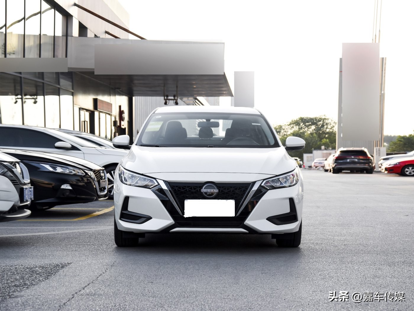 吉利星瑞和日产轩逸哪个质量好,朗逸吉利星瑞哪个更值得购买