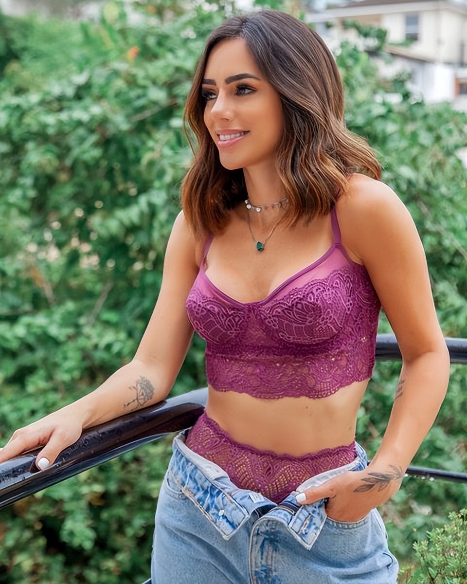 内马尔保罗沃克撞脸,内马尔官宣过的五个女友