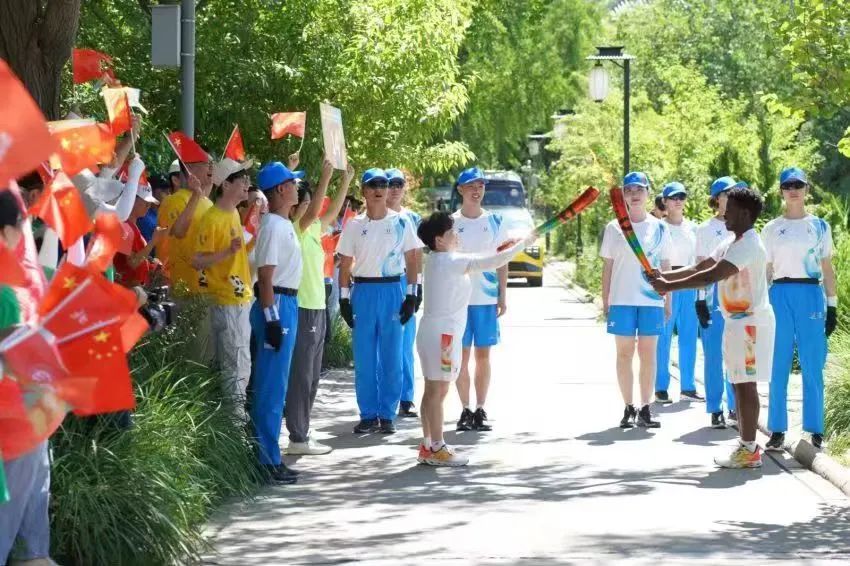 大运火炬成都,成都大运会火炬传递启动