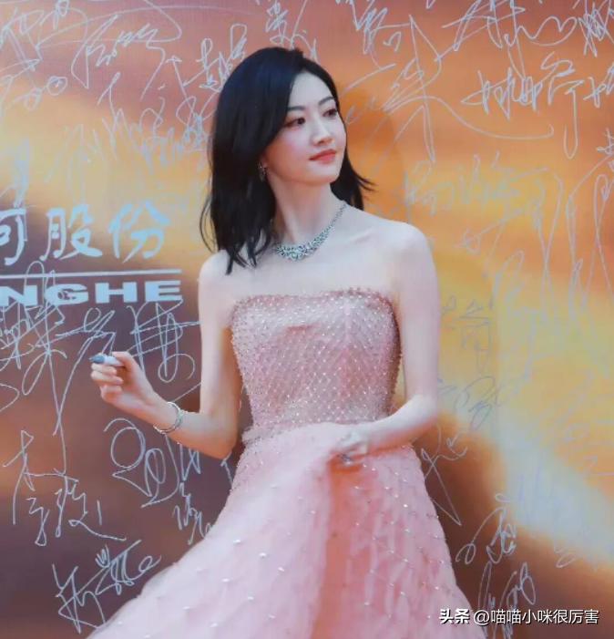 短粗手的女明星,粗短手女星