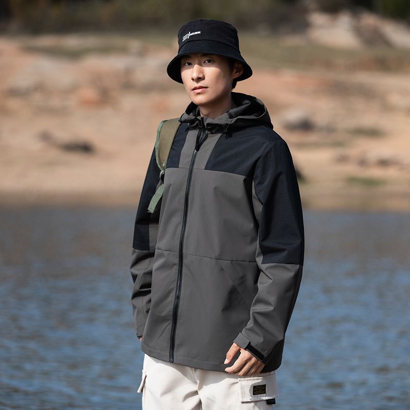 高端三合一冲锋衣摇粒绒,品牌冲锋衣三合一紫色