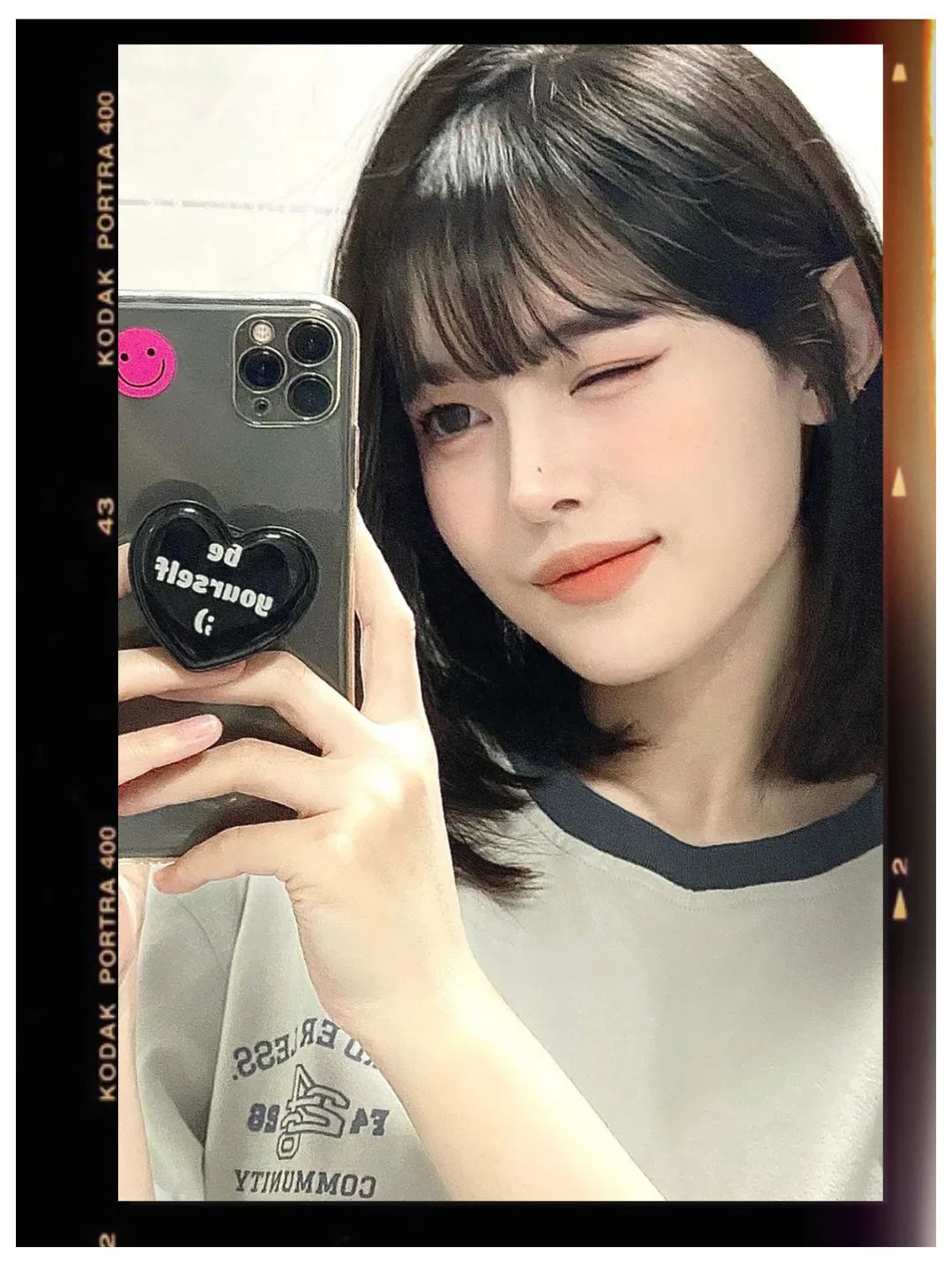 赵露思这刘海是怎么剪的,赵露思新发型齐刘海