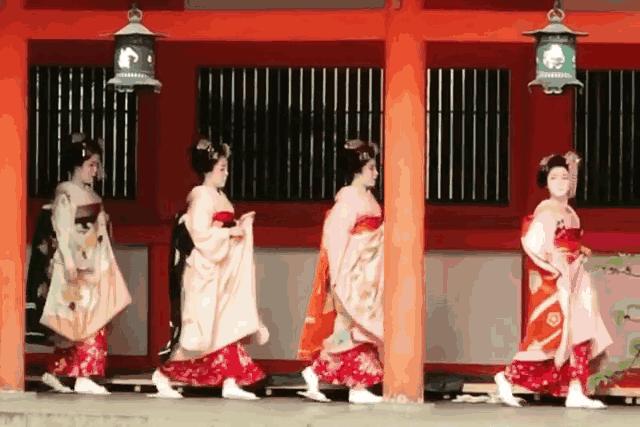 高压电线掉到地下了怎么办,高压电线落在地面