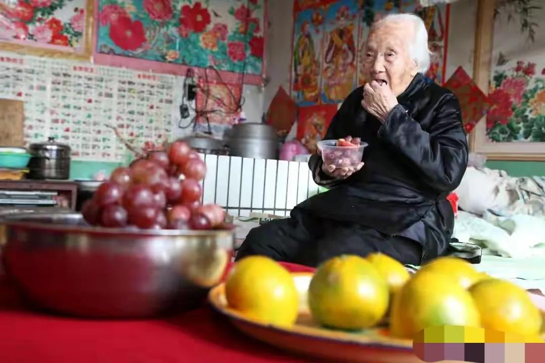 活了30年才知道的养生小技巧,114岁老中医的养生术