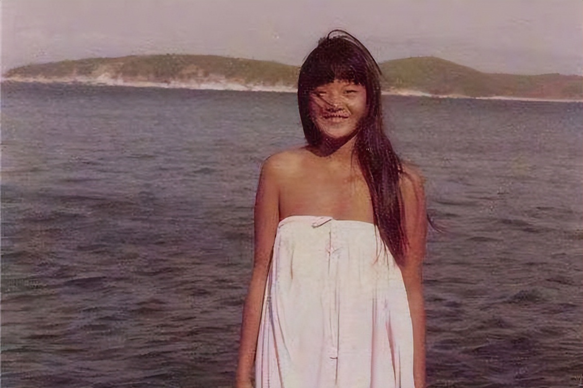 洪晃名门痞女年轻时候,名门女人洪晃完整版