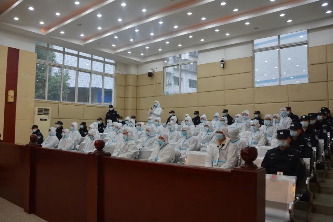 超500人受害，涉案金额1.4亿元！特大跨国电信诈骗集团35人在南充领刑！