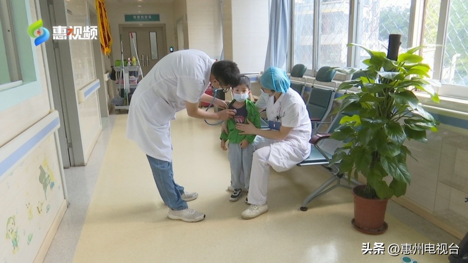 怎么轻轻地一个吻，就把爱变伤害——你了解“亲吻病”吗？