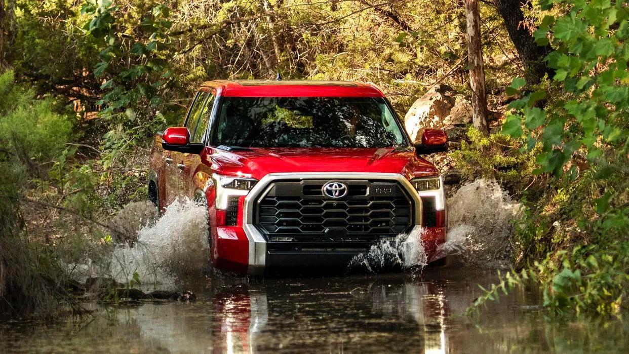 丰田坦途是皮卡还是乘用车,丰田坦途皮卡升顶越野房车