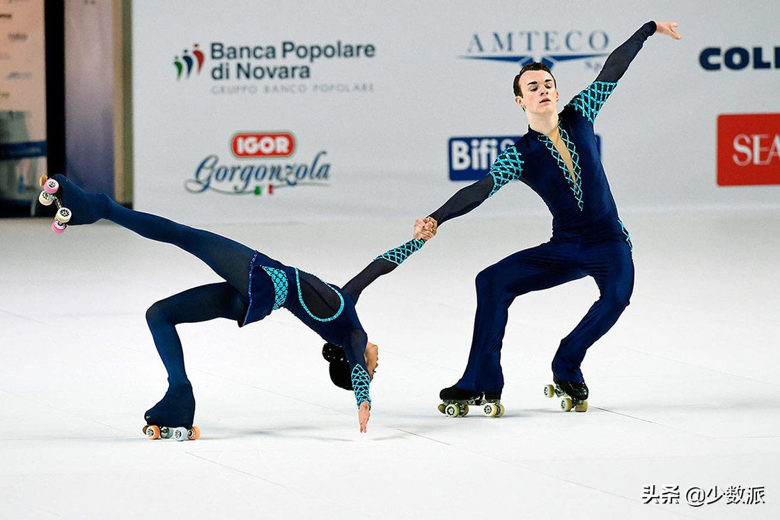 轮滑初学入门教程小孩,轮滑运动如何科学入门