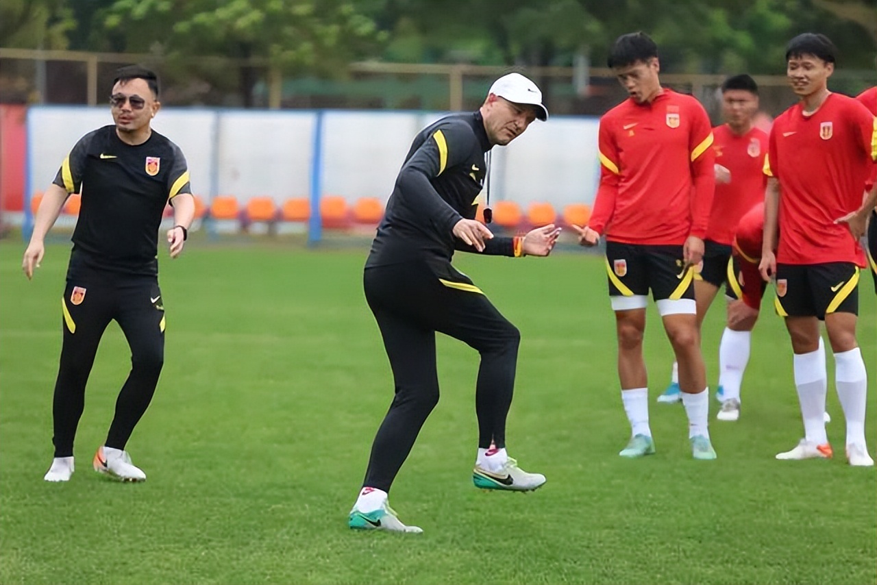 足协坑过的队员,足协新赛季被处罚